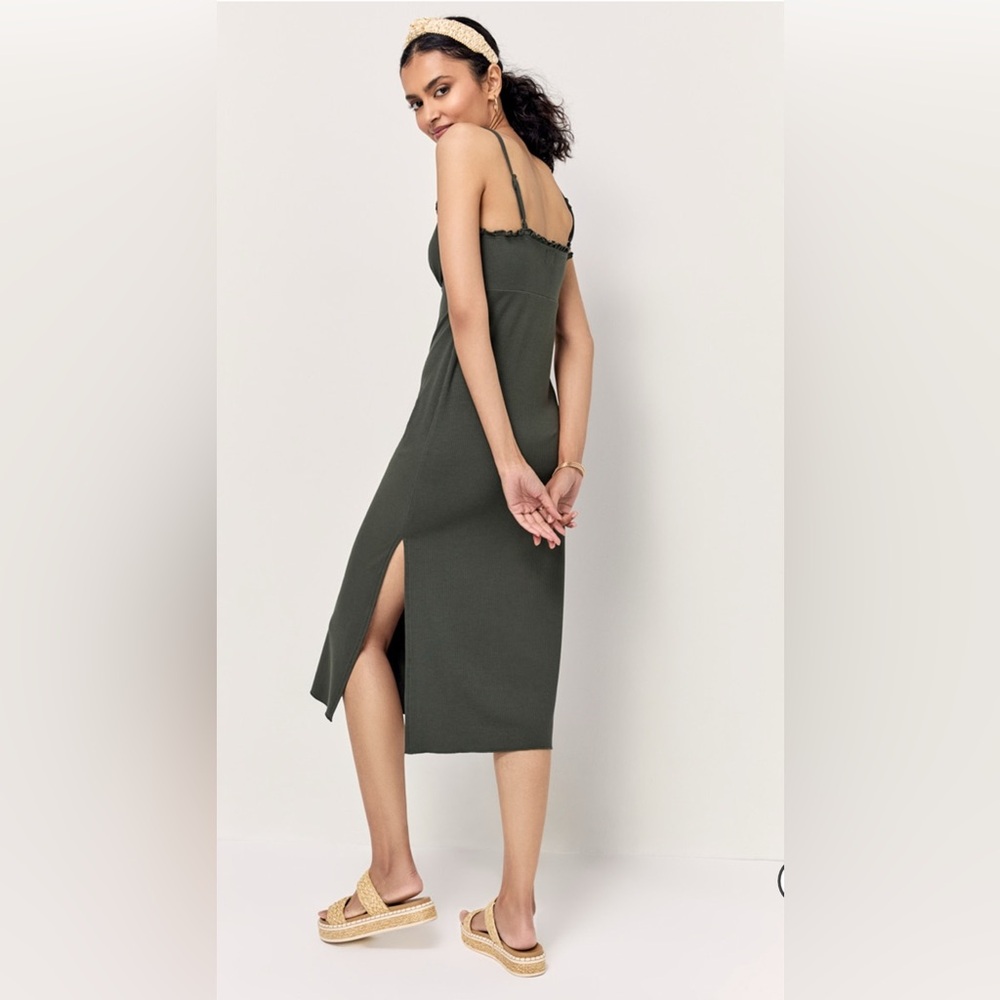 New Francesca’s Sally Rib Knit Ruffle Trim Olive Green Midi Dress - Picture 5 of 7
